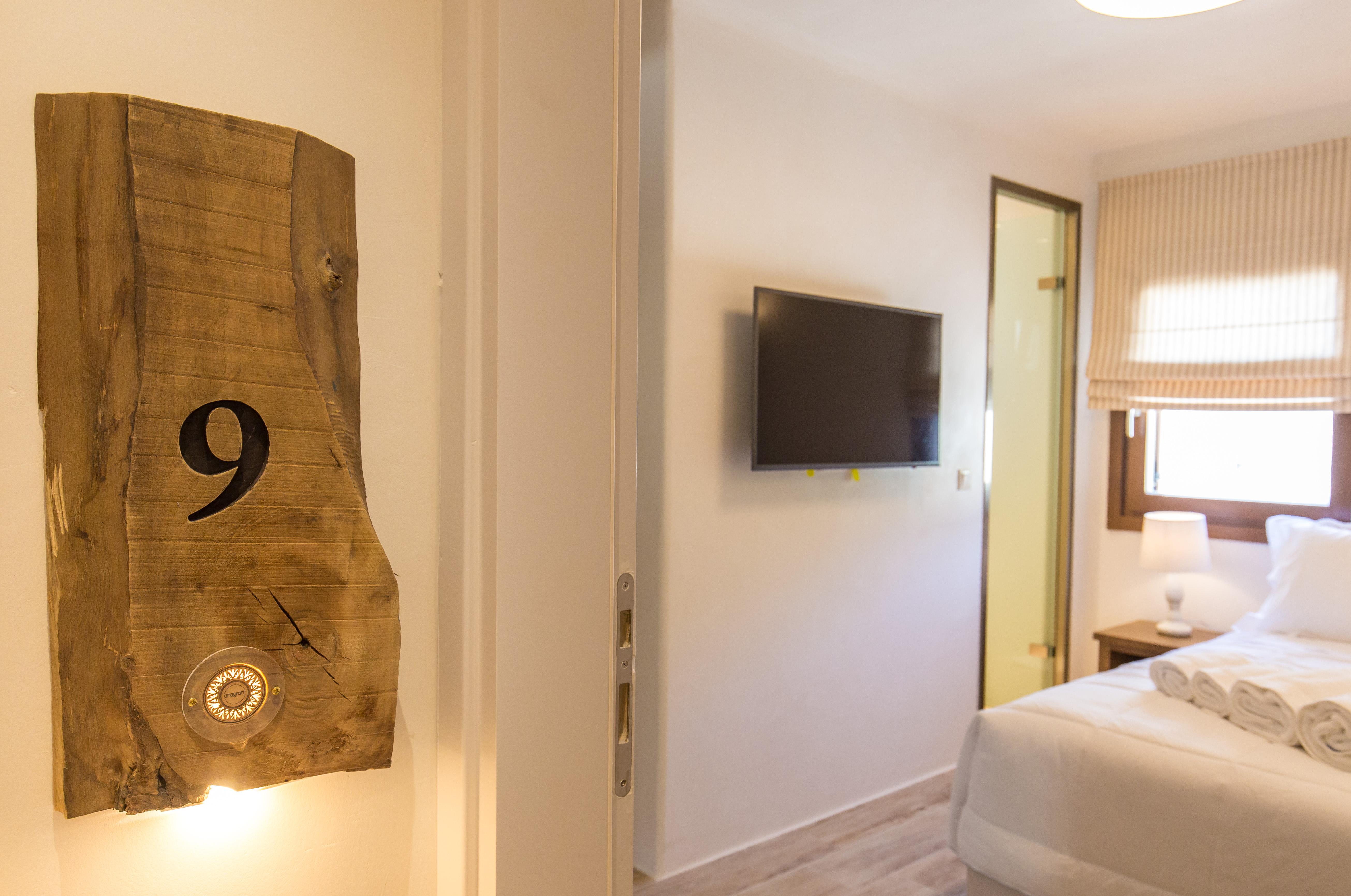 Anagram Boutique Mykonos Town